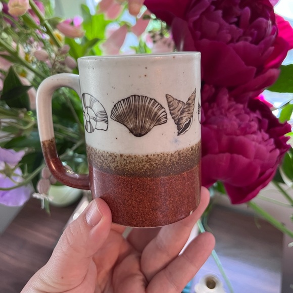 vintage shell mug - Picture 2 of 4